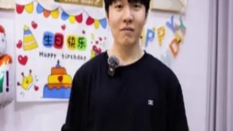 大乐透期号专家质合分析：雄鹿vs爵士胜负预测